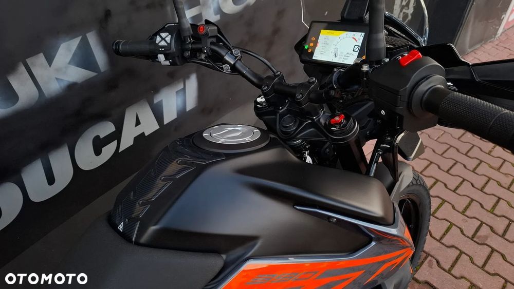 KTM Adventure - 20