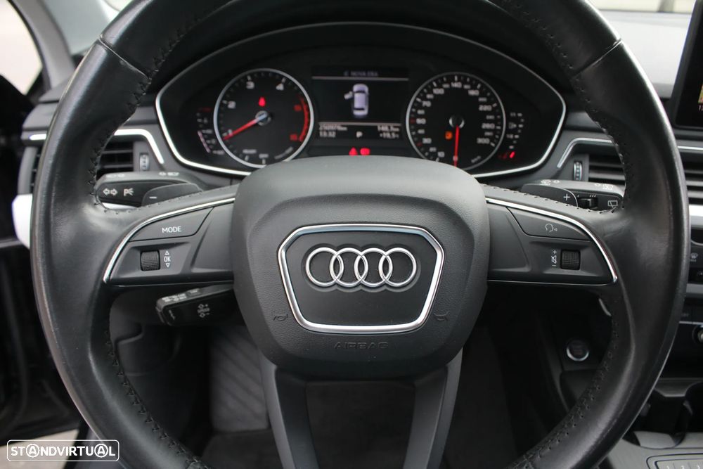 Audi A4 Avant 2.0 TDI Advance S tronic - 48