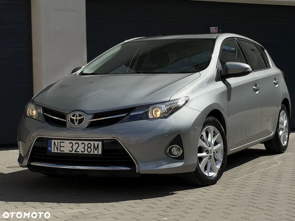 Toyota Auris - 14