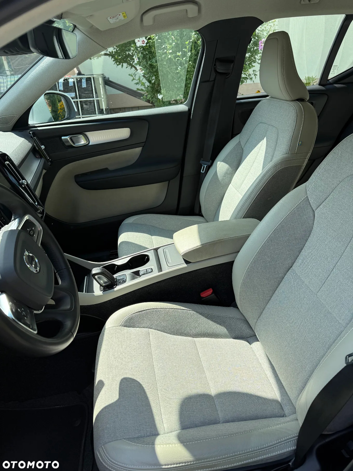 Volvo XC 40 T3 Momentum Pro - 10