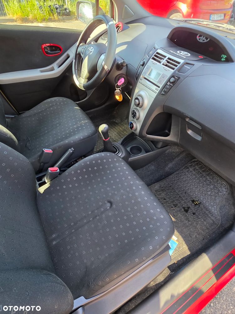 Toyota Yaris 1.0 Luna A/C - 7
