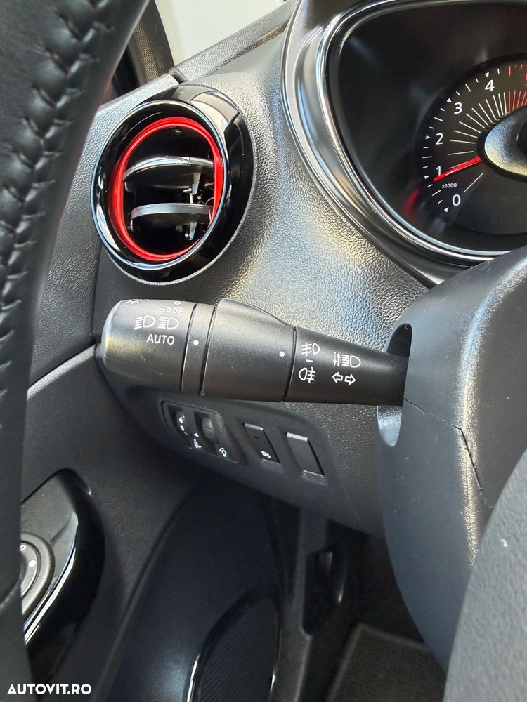 Renault Captur ENERGY dCi 90 EDC XMOD - 32