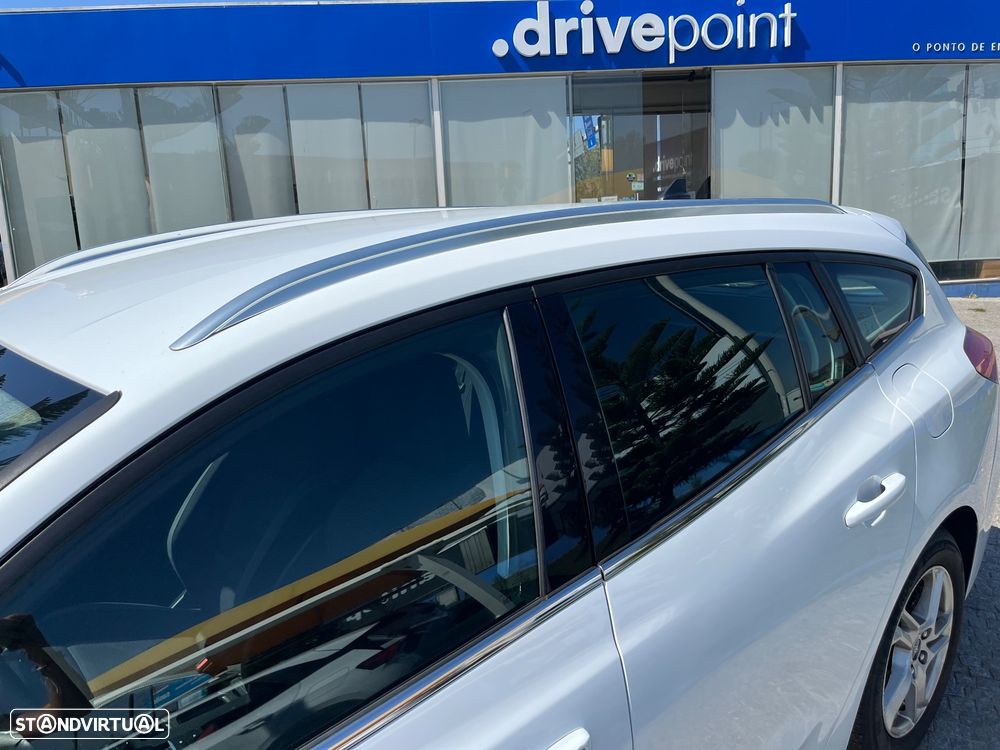 Ford Focus SW 1.5 TDCi EcoBlue Connected - 19
