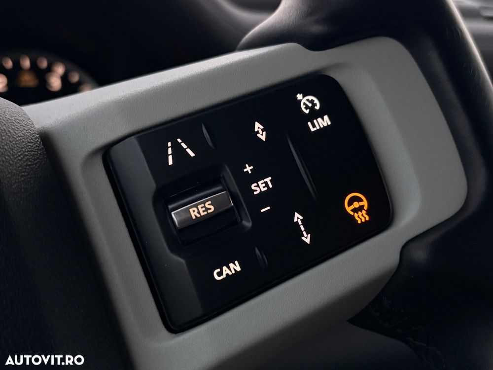 Land Rover Defender 110 2.0L D240 First Edition - 17