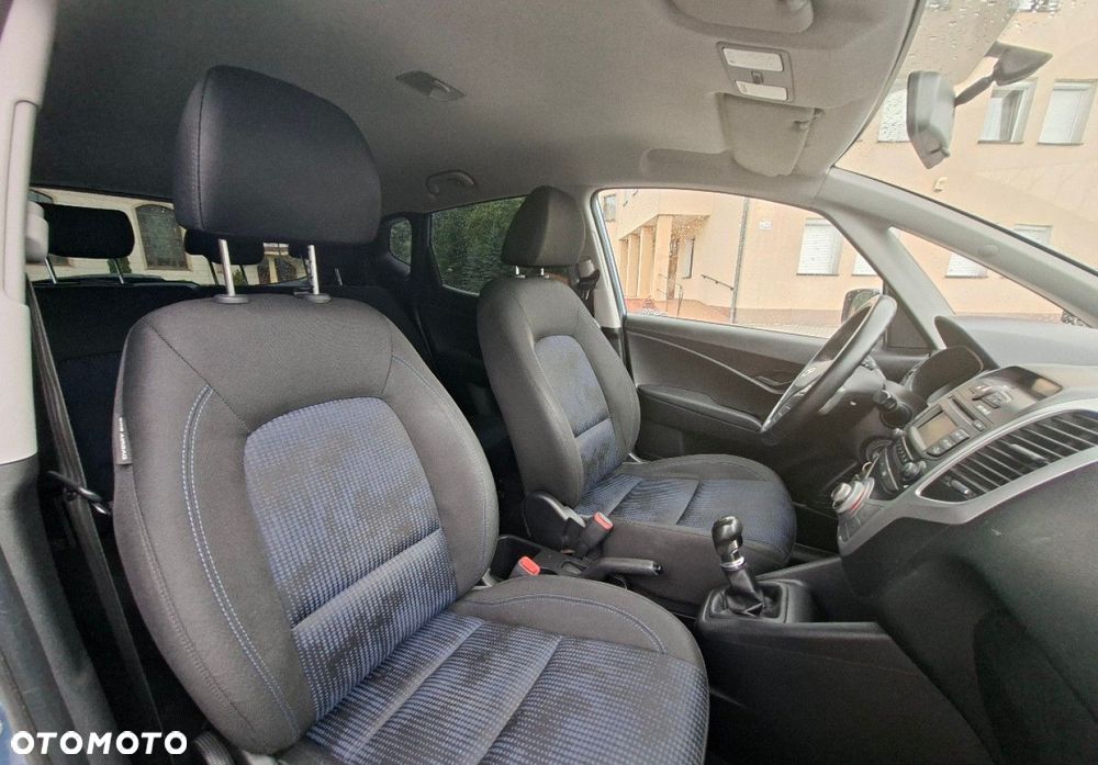 Hyundai ix20 - 15