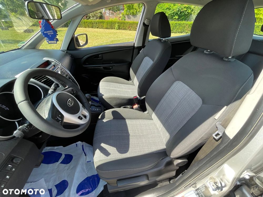 Kia Venga 1.6 CVVT Automatik Dream-Team Edition - 10