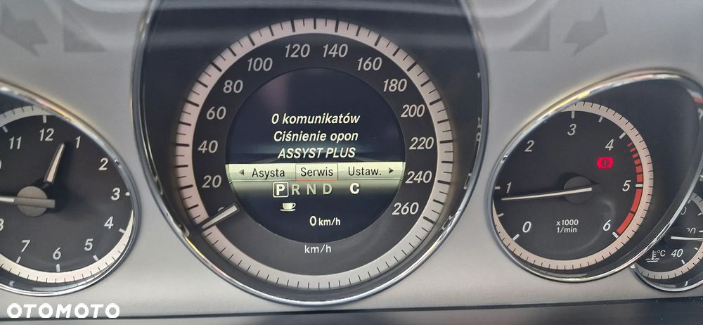 Mercedes-Benz Klasa E 220 CDI Automatik Avantgarde - 34