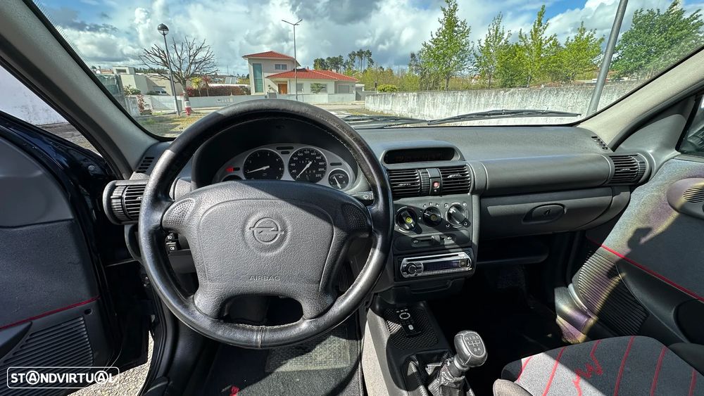 Opel Corsa 1.6 16V GSi - 13