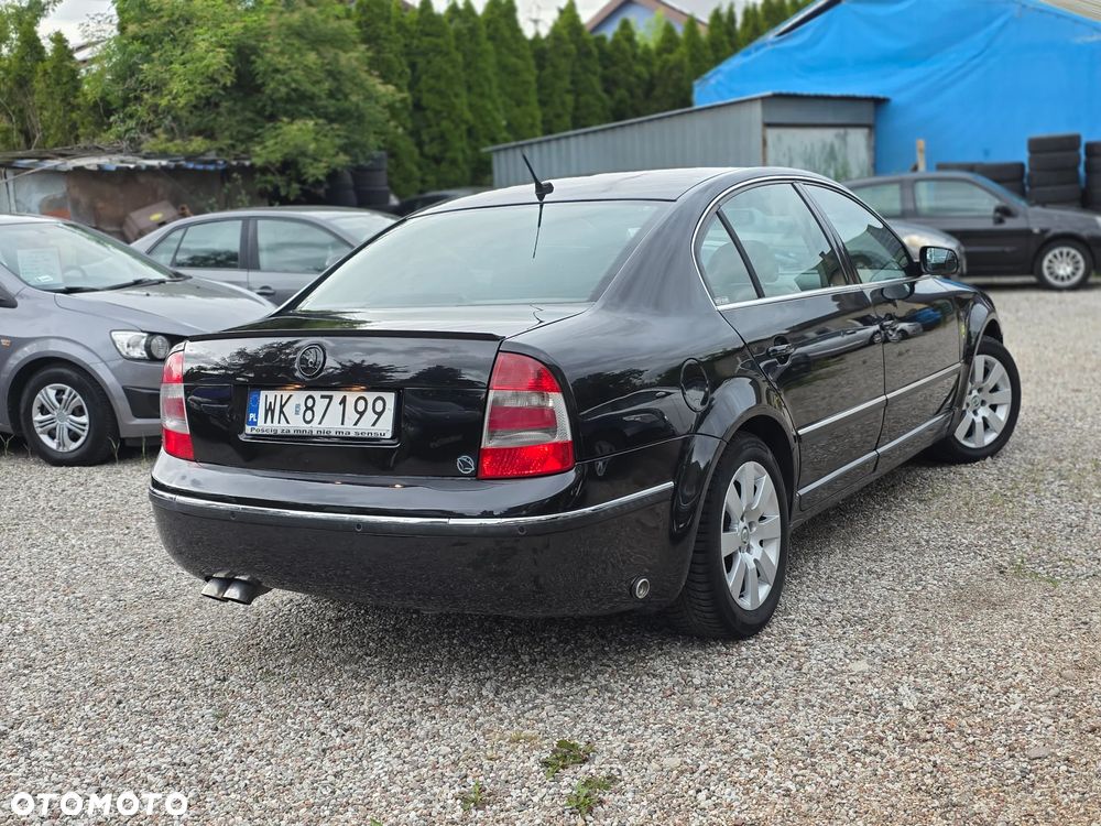 Skoda Superb 2.8 V6 Automatik Elegance - 2
