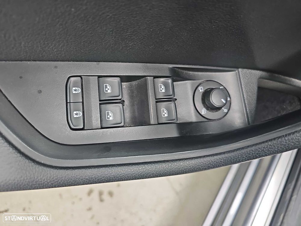 Skoda Superb Break 2.0 TDI Ambition - 19
