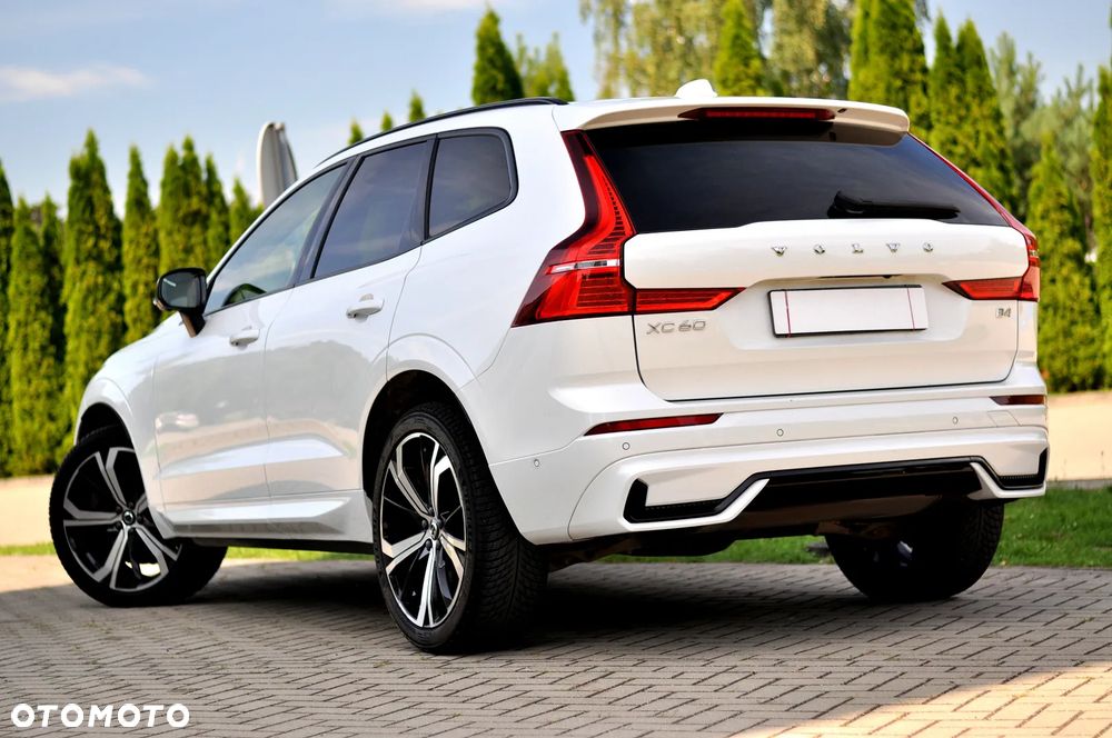 Volvo XC 60 B4 D Ultimate Dark - 13
