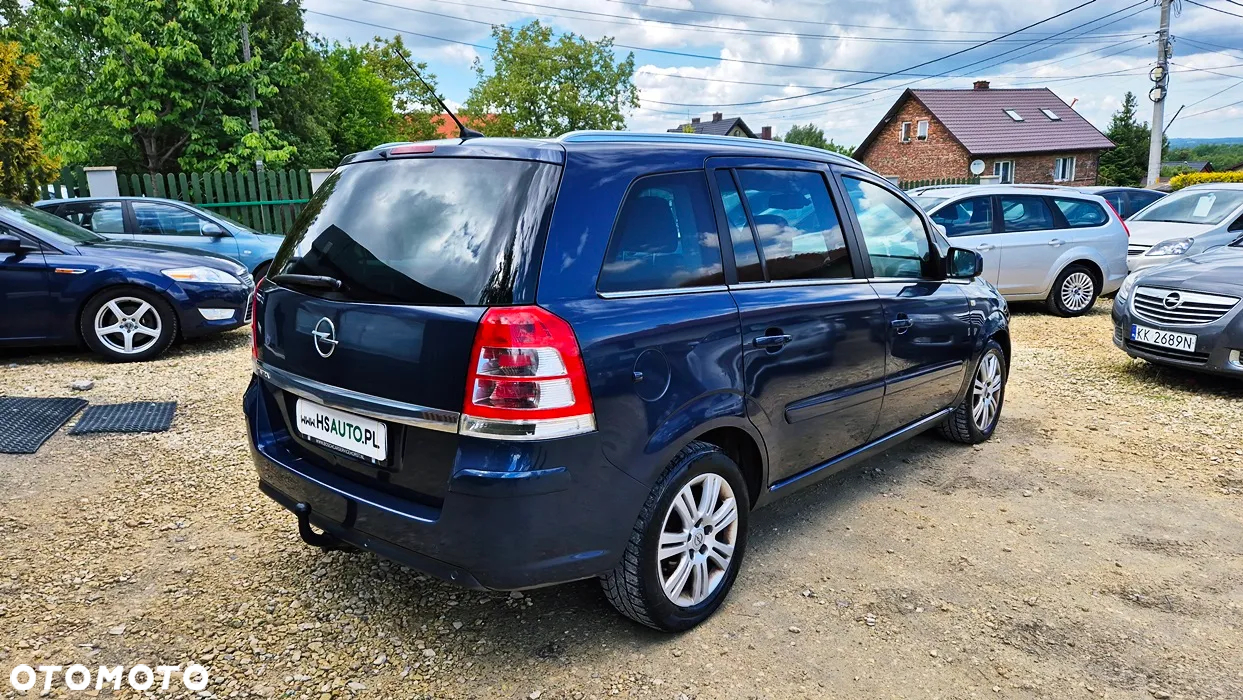 Opel Zafira 1.8 Cosmo - 16