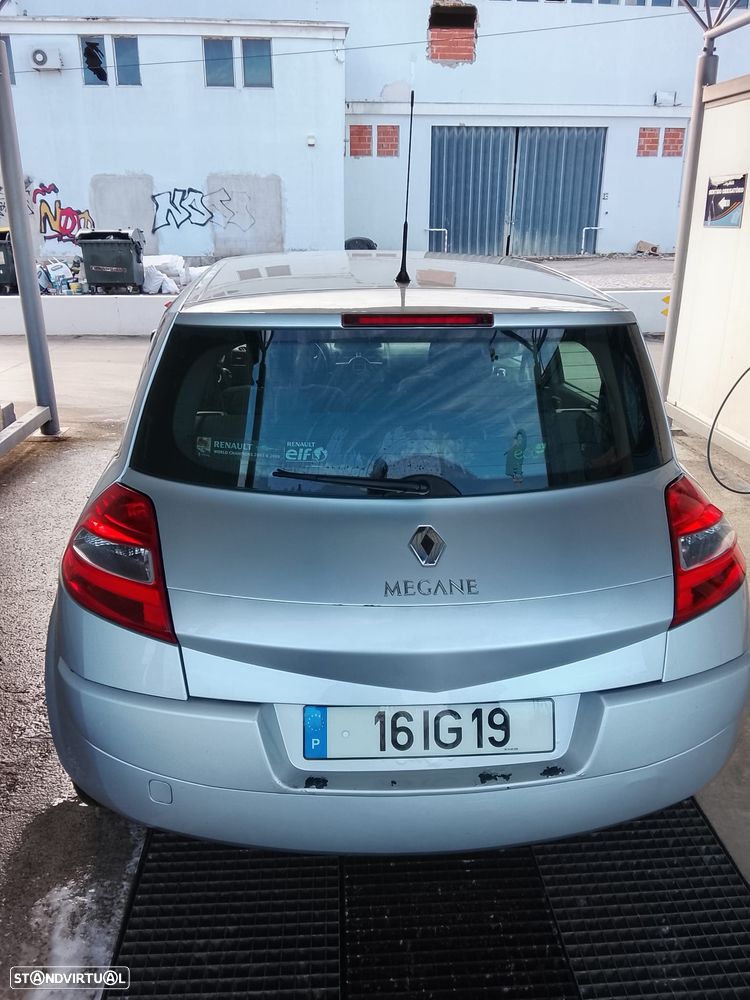 Renault Mégane 1.5 dCi Confort - 6