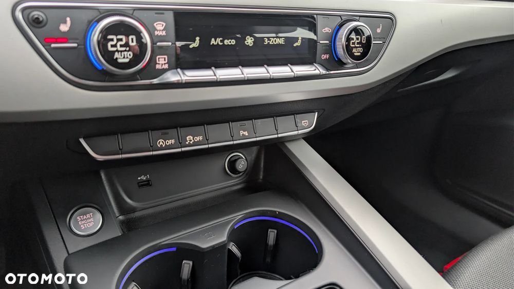 Audi A4 Avant 35 TFSI Sport S tronic - 22