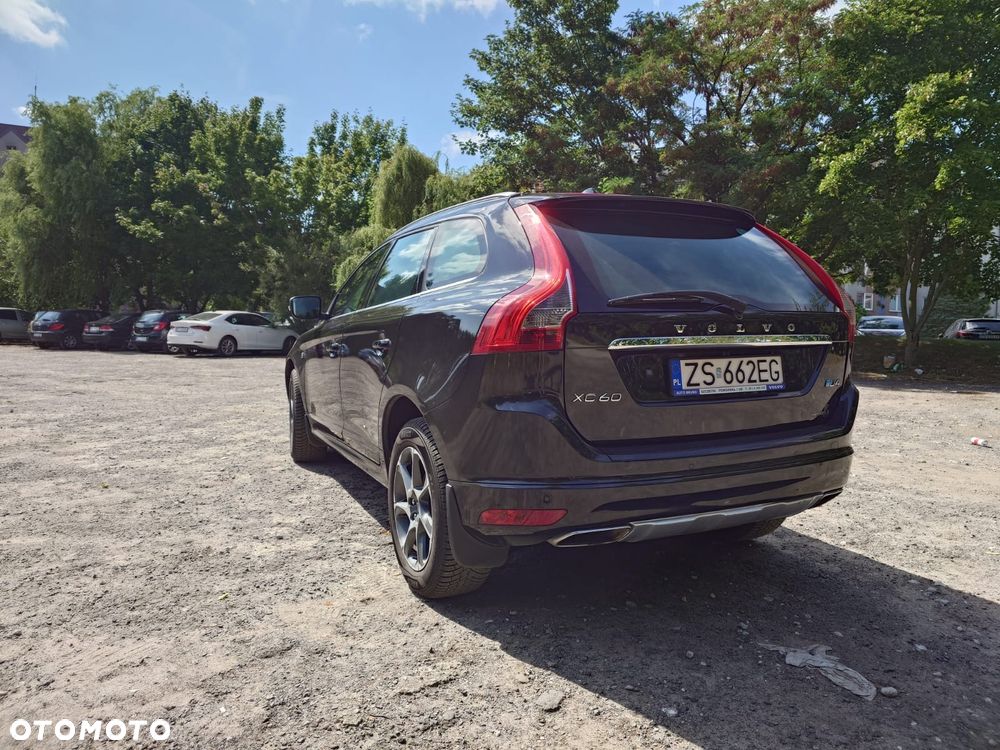 Volvo XC 60 D4 Drive-E Ocean Race - 9