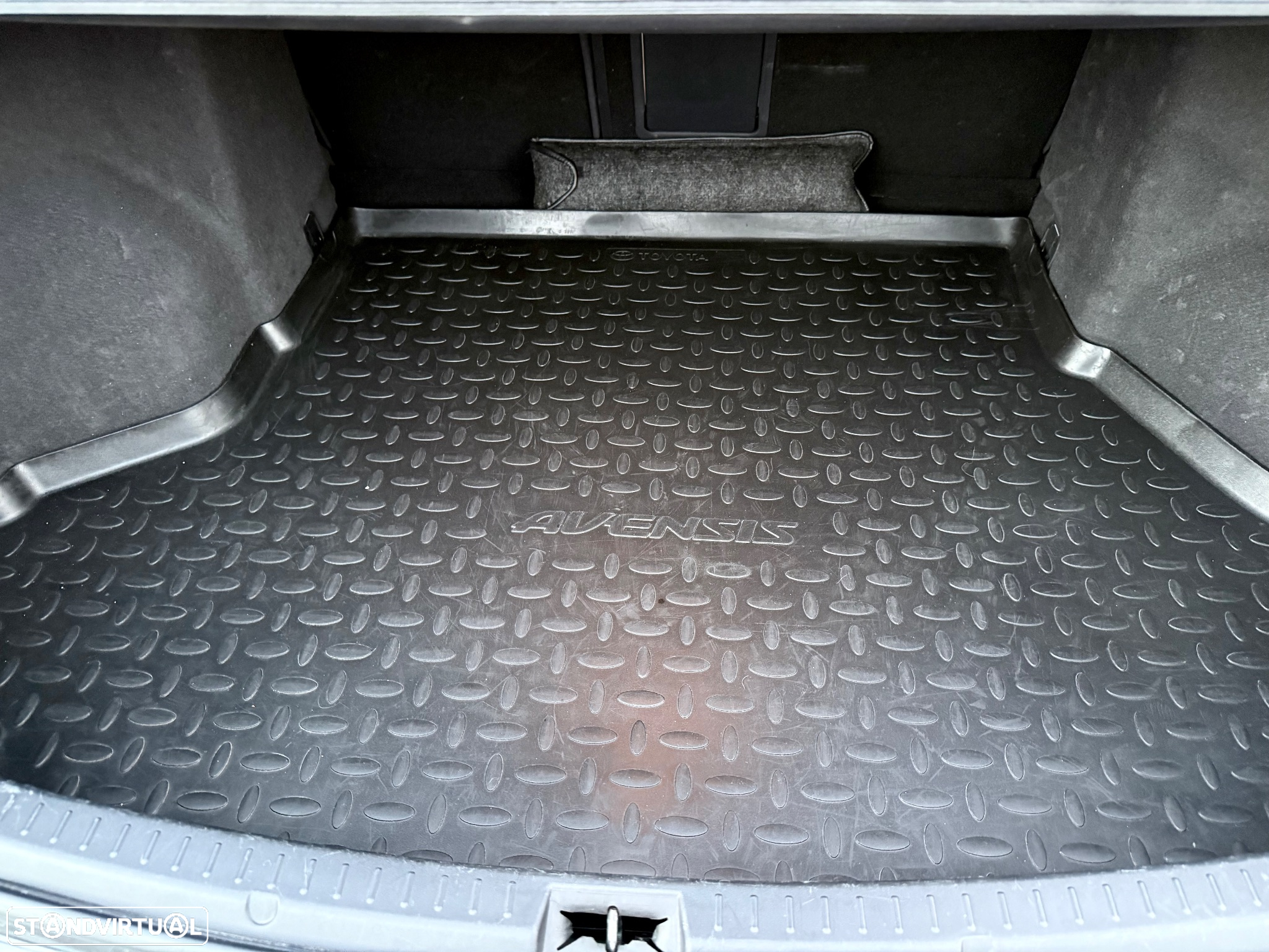 Toyota Avensis SD 1.6 D-4D Luxury+GPS - 57
