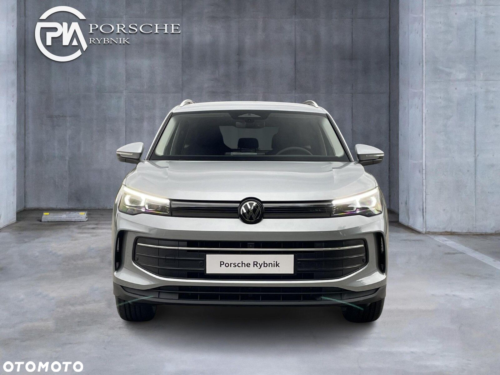 Volkswagen Tiguan - 10