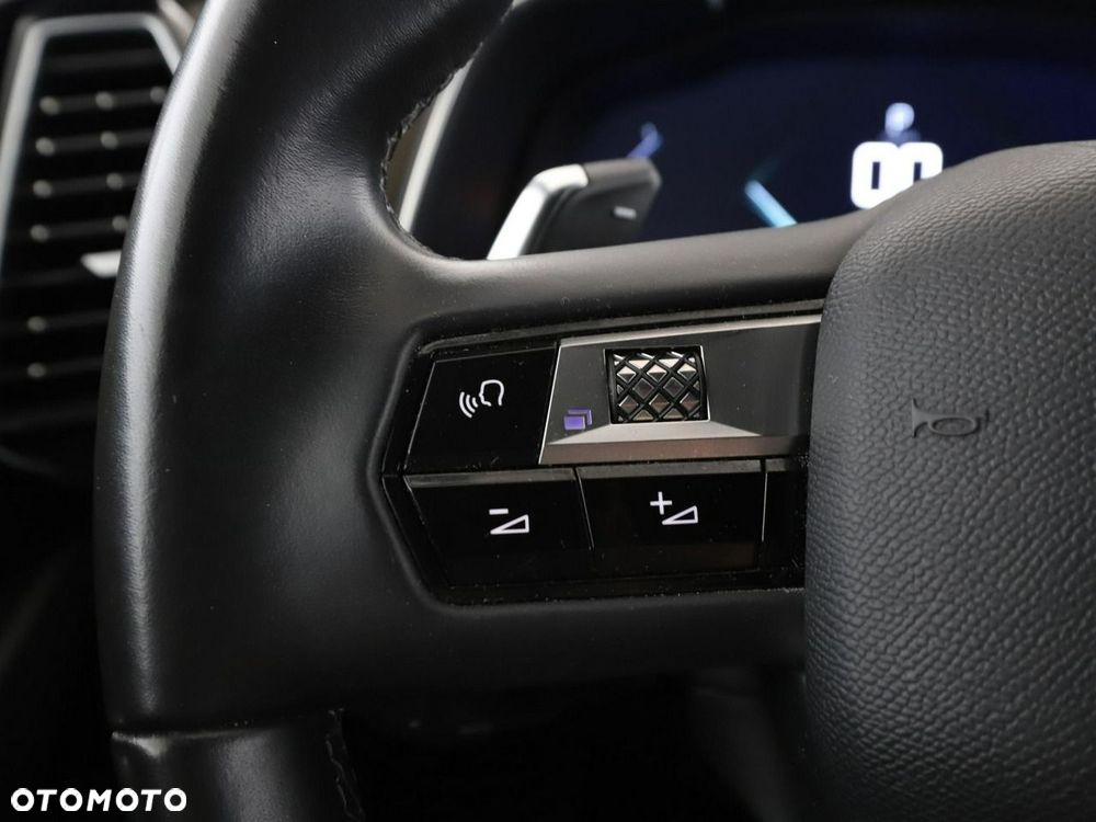 DS Automobiles DS 7 Crossback 1.6 E-Tense So Chic - 32