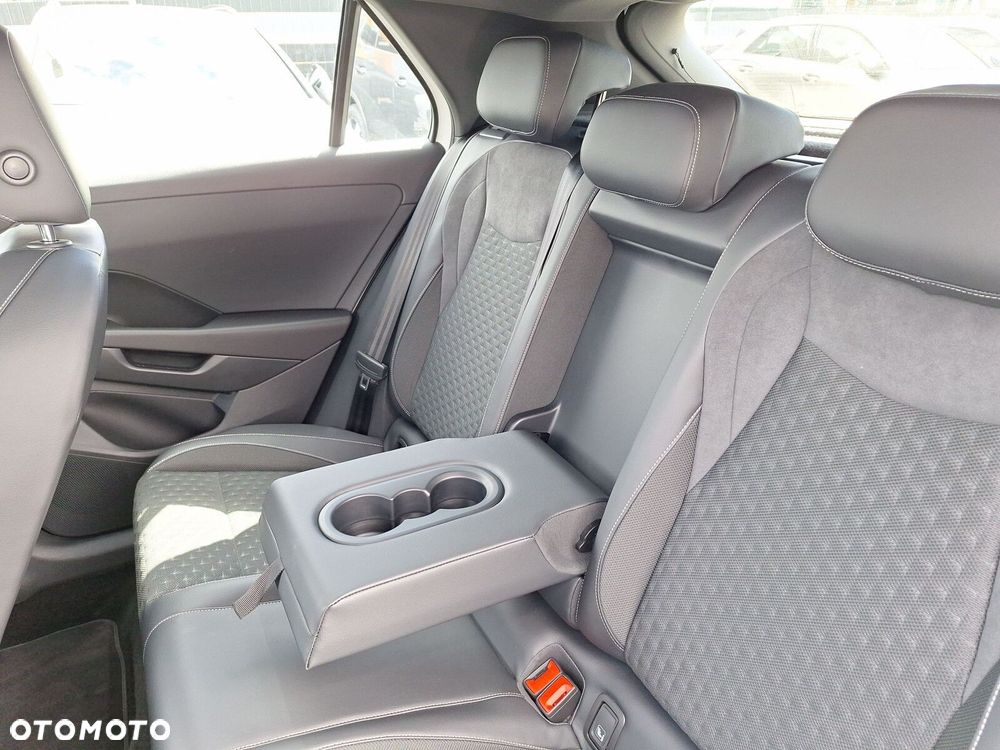 Volkswagen T-Roc - 16