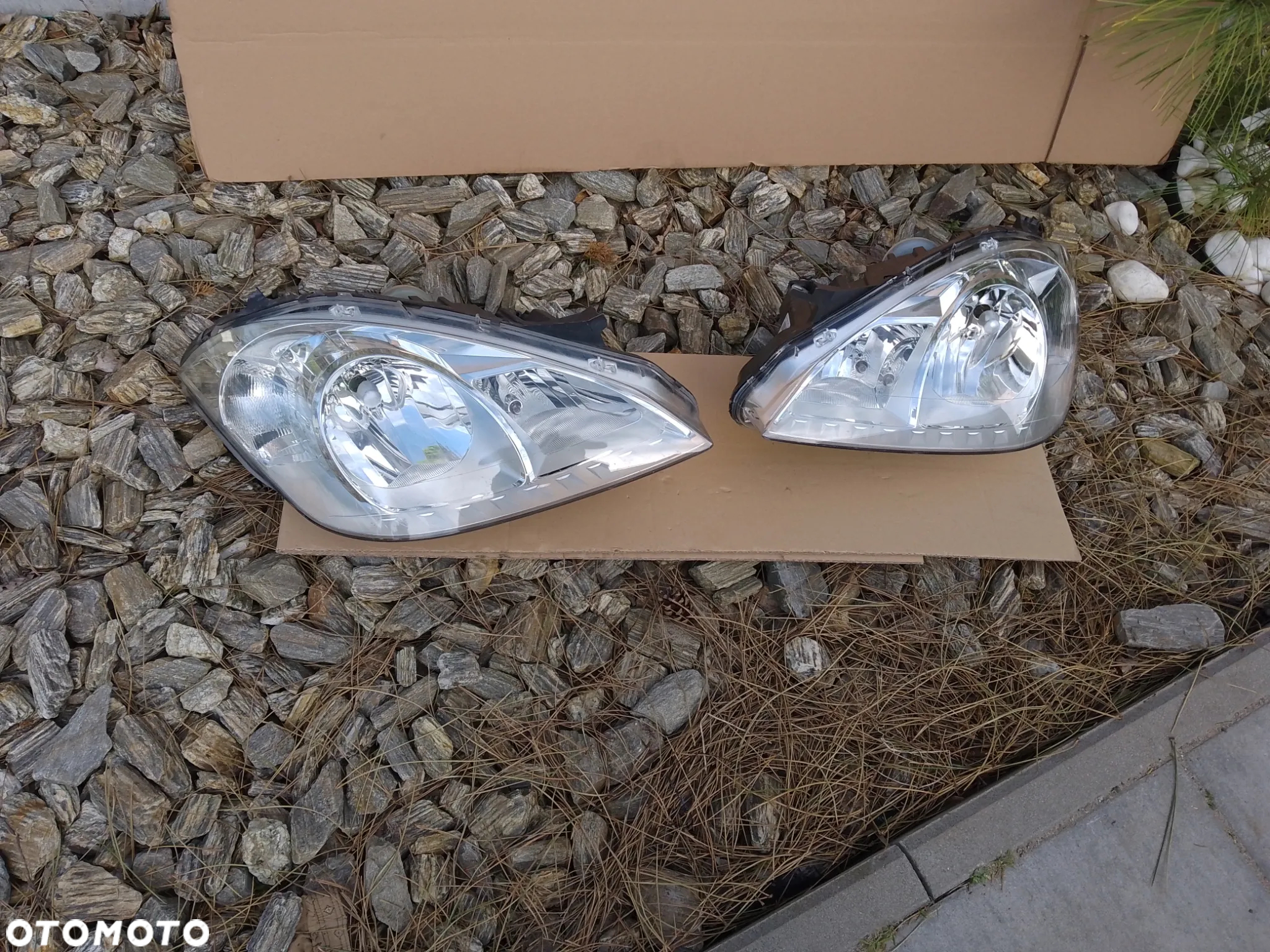 LAMPA PRZÓD PRAWA LEWA MERCEDES A W169 LIFT A1698205861 2SZT - 2