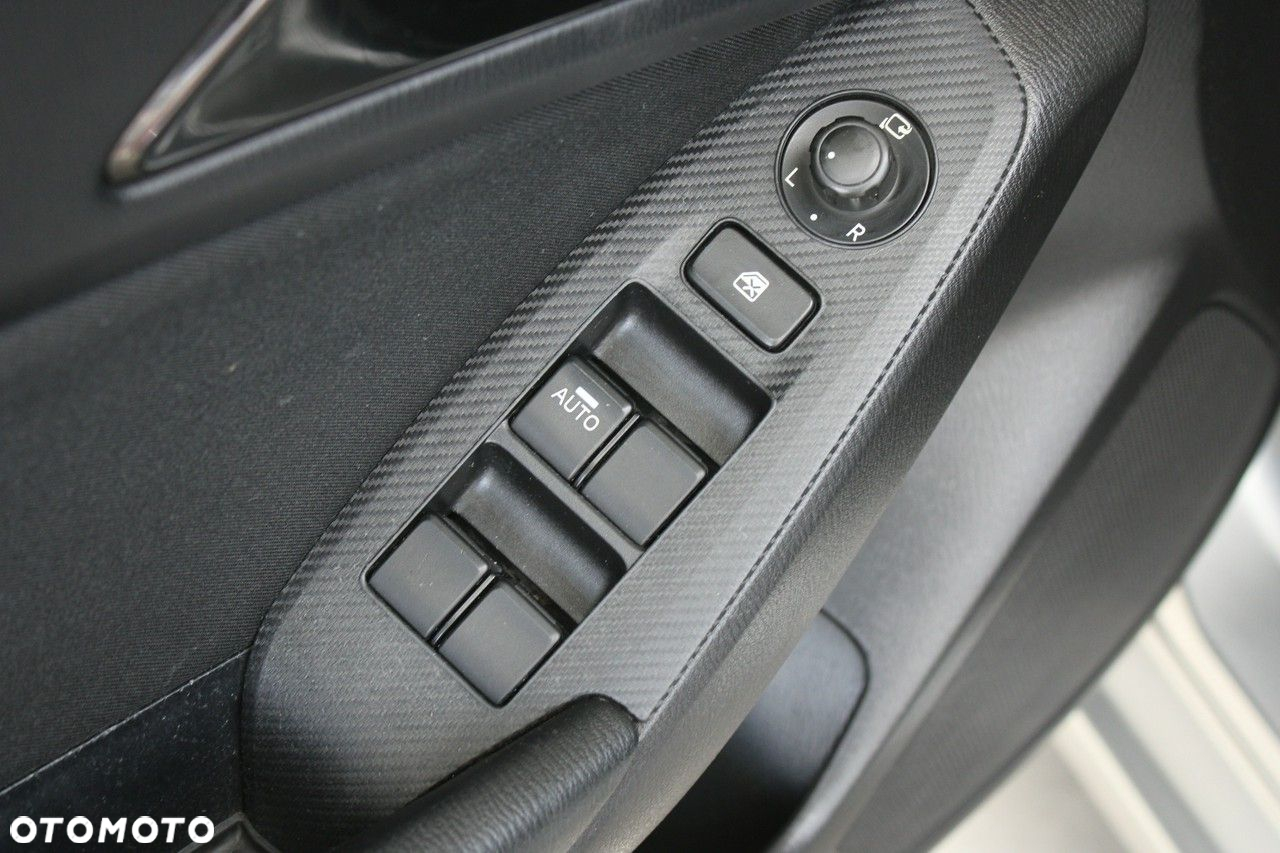 Mazda 3 SKYACTIV-G 120 Sports-Line - 24