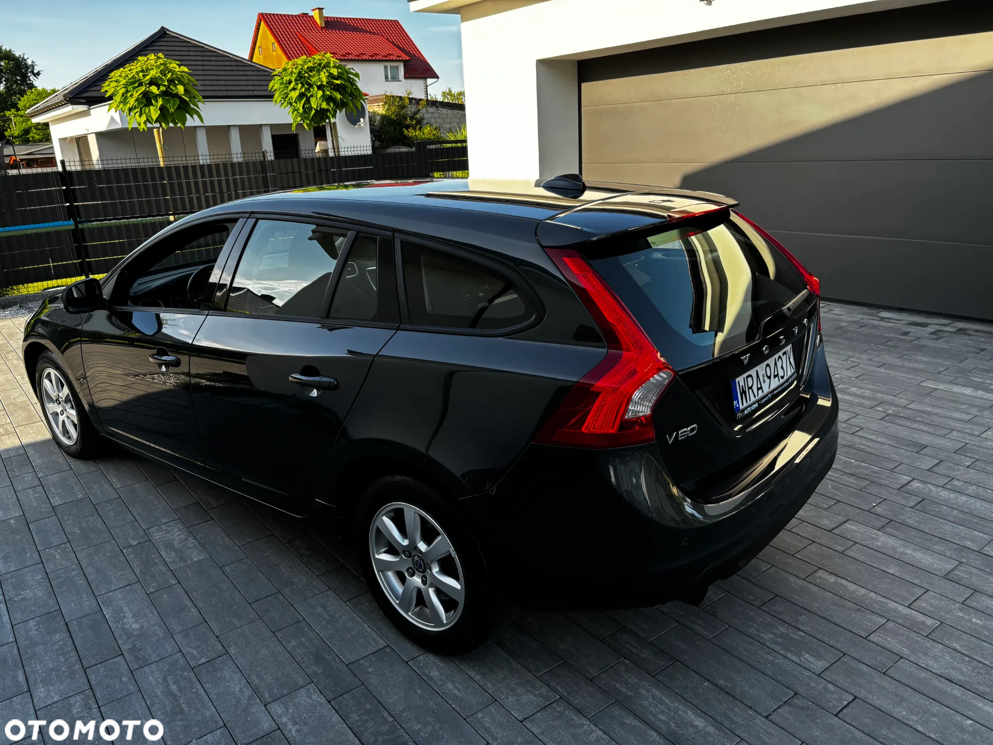 Volvo V60 D2 Momentum - 19