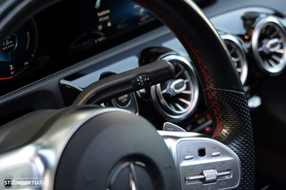 Mercedes-Benz CLA 180 d Shooting Brake AMG Line Aut. - 16