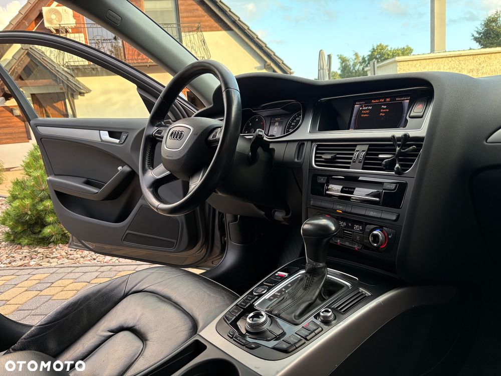 Audi A4 Limousine 2.0 TDI DPF multitronic S line Sportpaket - 16