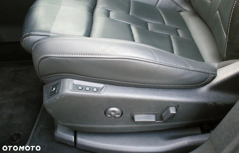 DS Automobiles DS 7 Crossback - 26