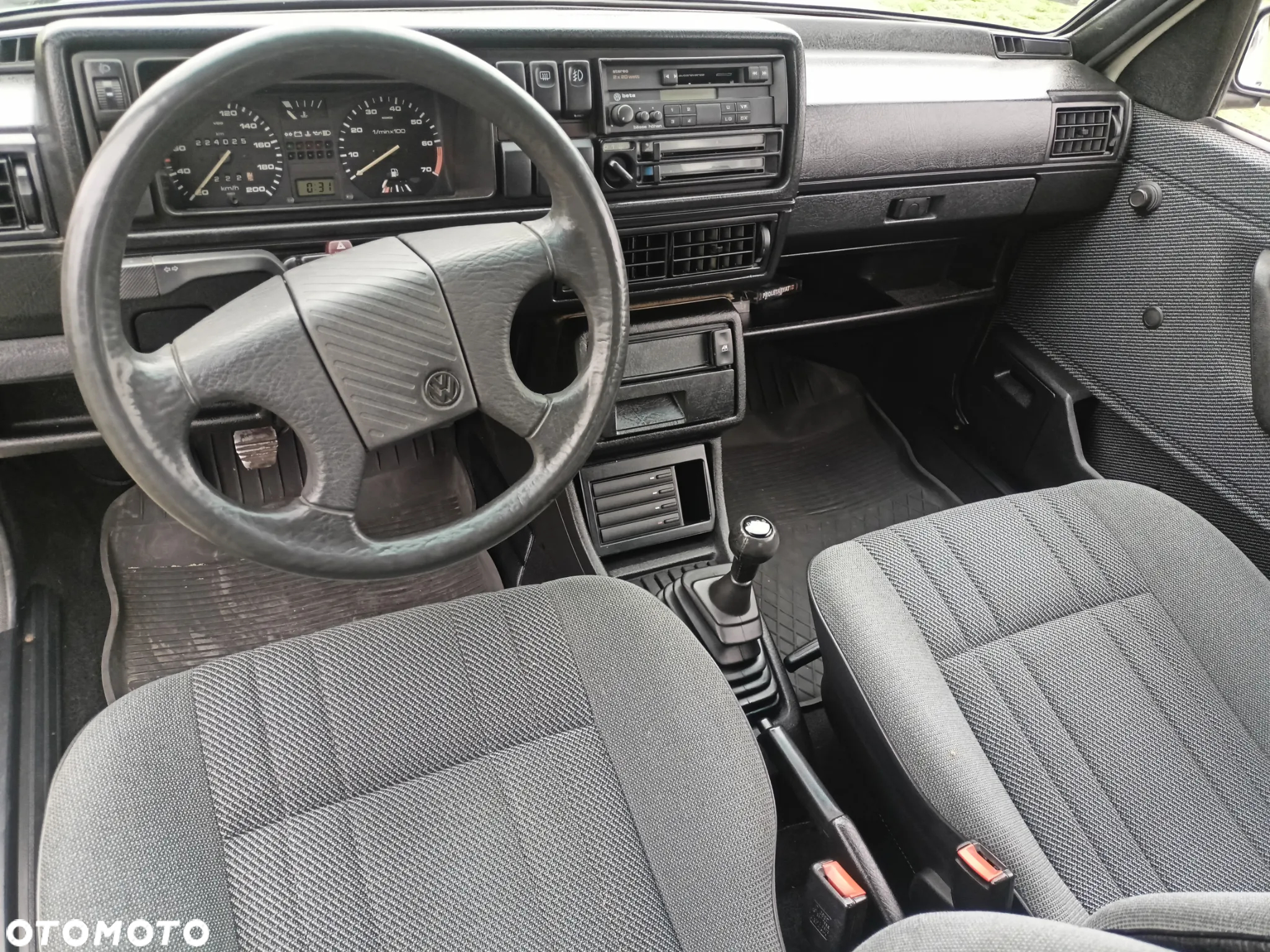 Volkswagen Golf 1.6 CL - 7