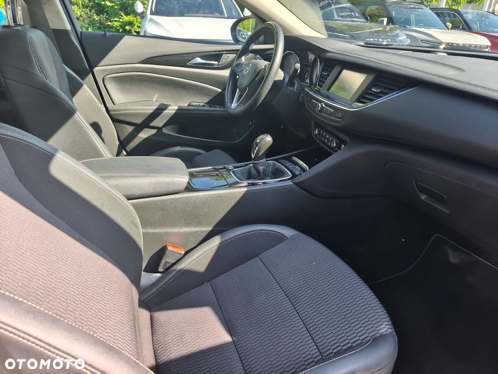 Opel Insignia 1.5 T Innovation S&S - 15