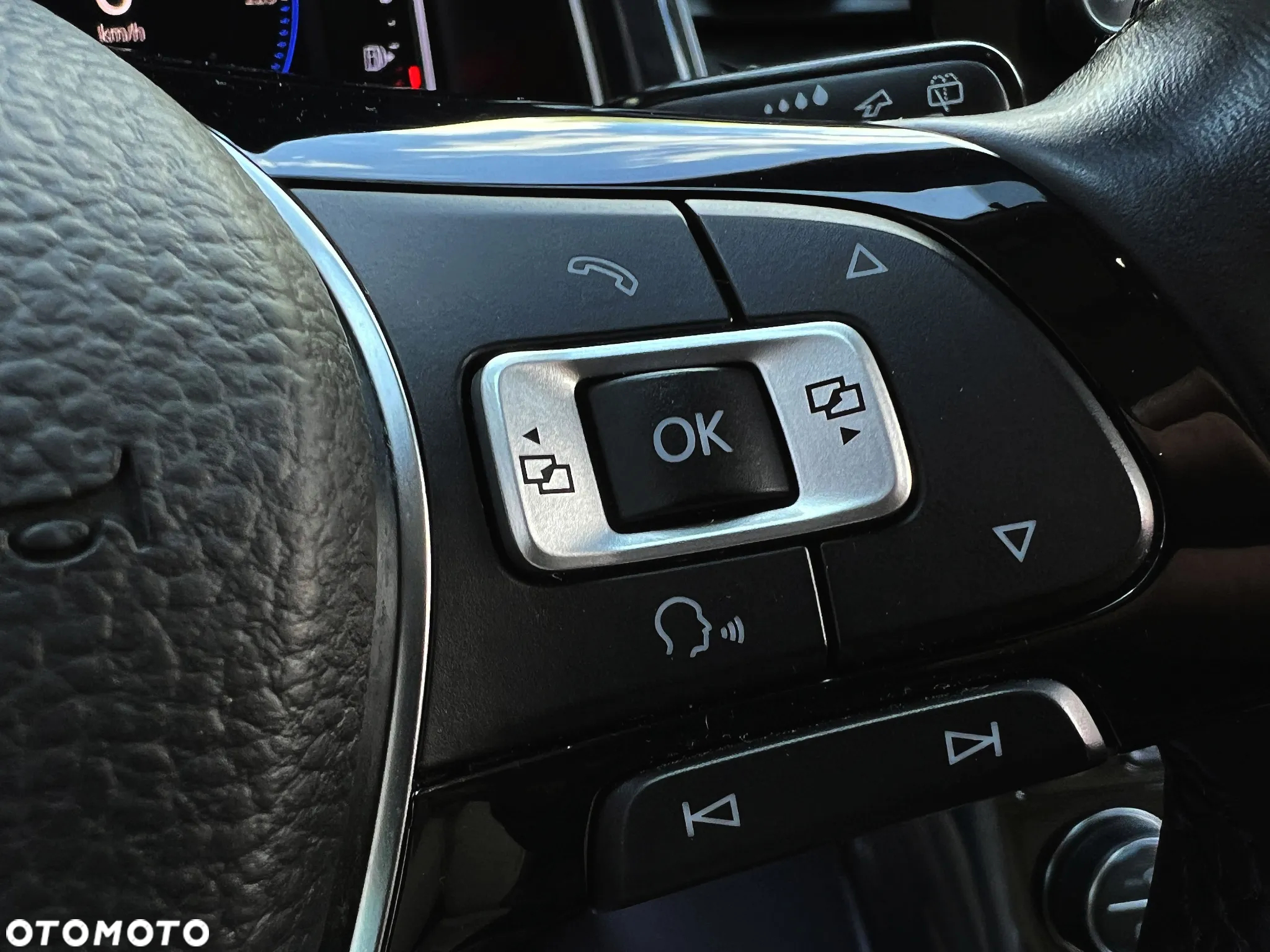 Volkswagen T-Roc 1.5 TSI Style DSG - 21