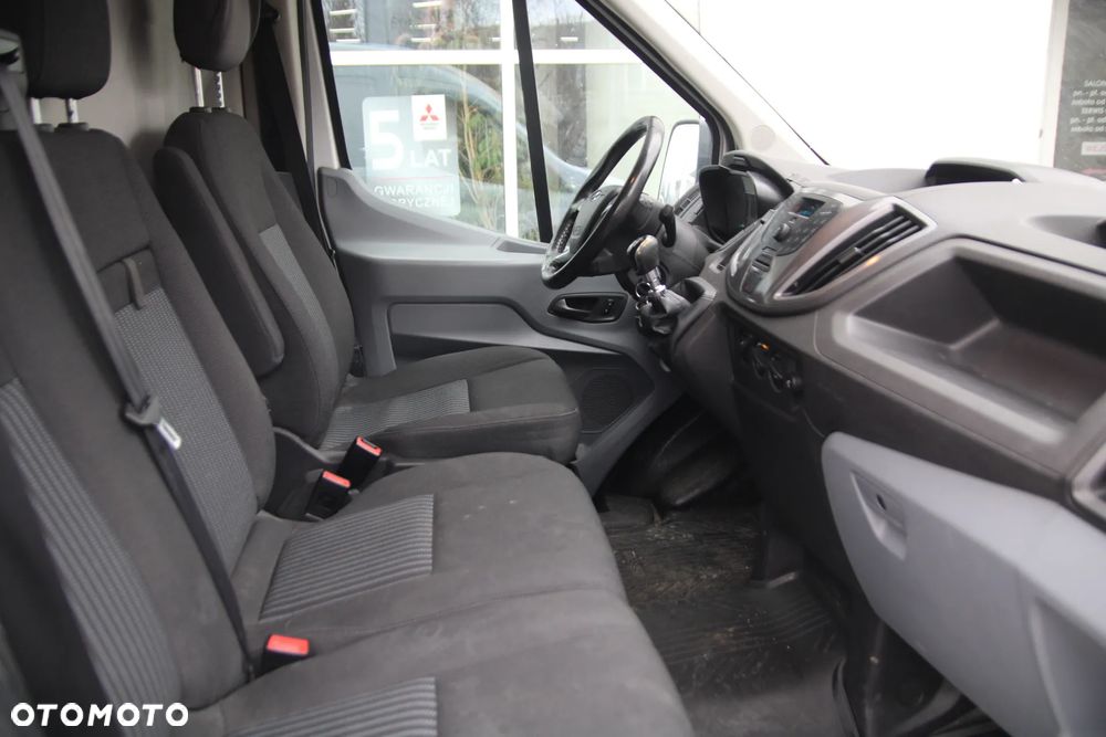 Ford TRANSIT - 11