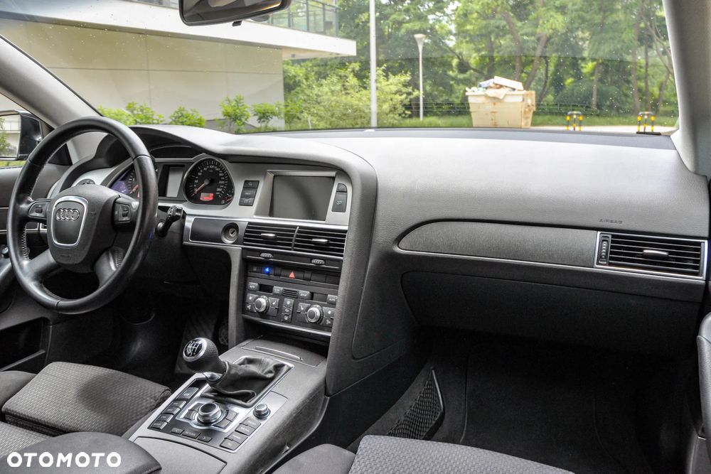 Audi A6 Avant 2.7 TDI - 10