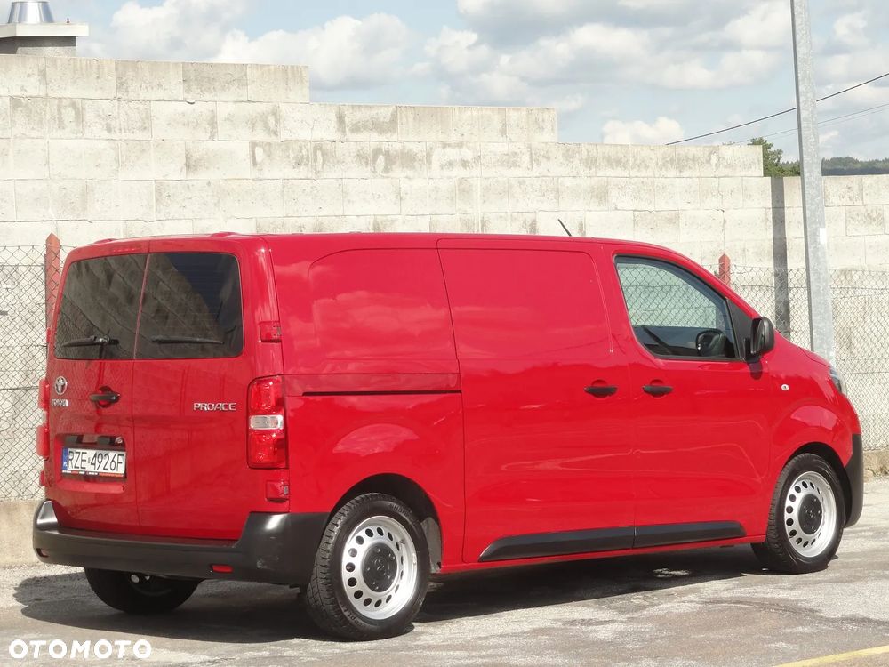 Toyota Proace - 10