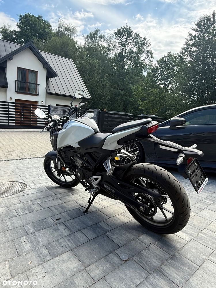 Honda CB - 3