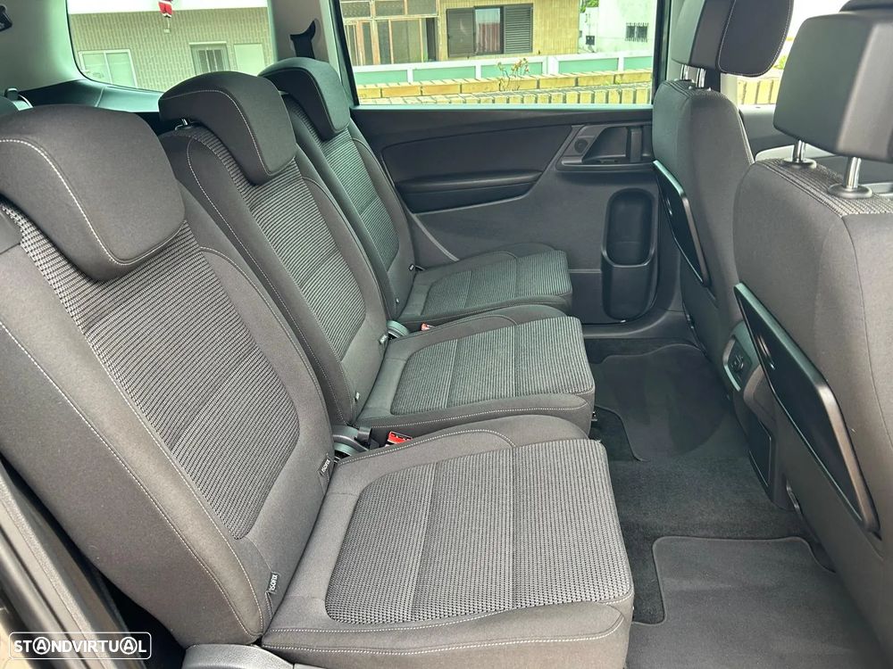 VW Sharan 2.0 TDI Highline DSG - 23