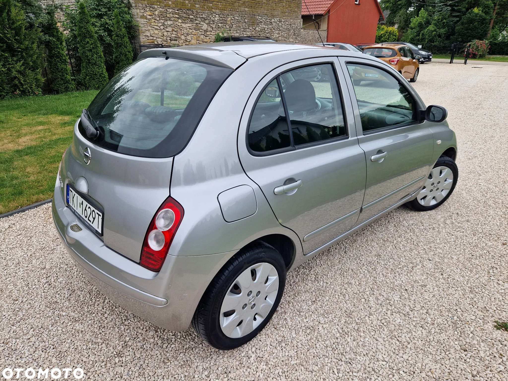 Nissan Micra - 23