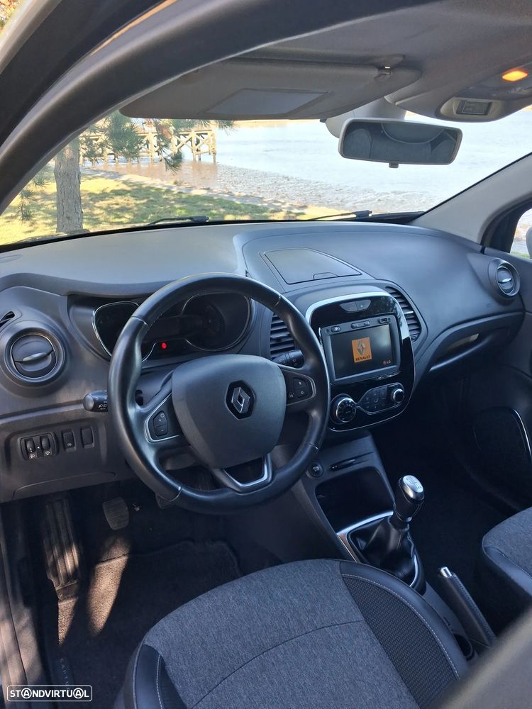 Renault Captur - 12