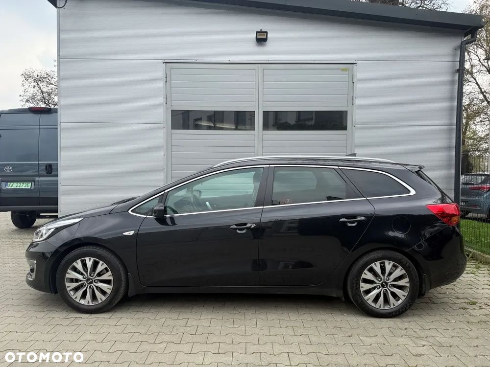 Kia Ceed 1.6 GDI L Business Line - 4