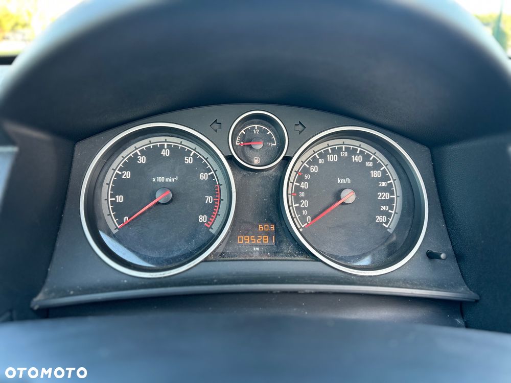 Opel Astra 1.6 Edition - 4