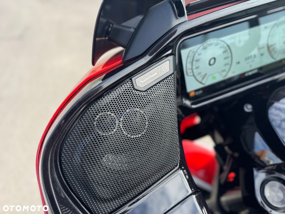 Harley-Davidson Touring Road Glide - 20