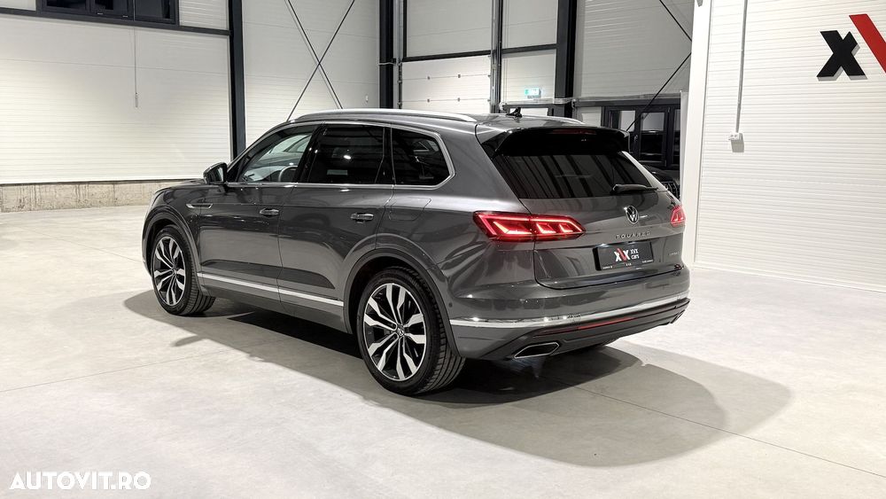 Volkswagen Touareg 3.0 V6 e-Hybrid 4Motion Aut. Elegance - 4