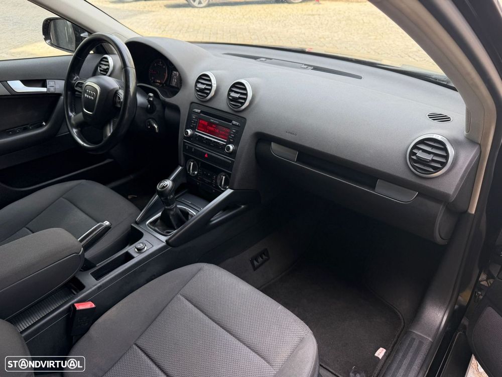 Audi A3 Sportback 1.6 TDI Sport - 17