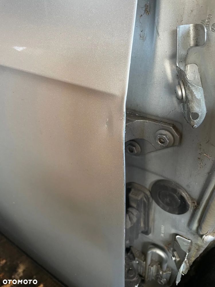 VW PASSAT B7 KOMBI DRZWI LEWE PRAWE PRZOD TYL SREBRNE LA7W - 7