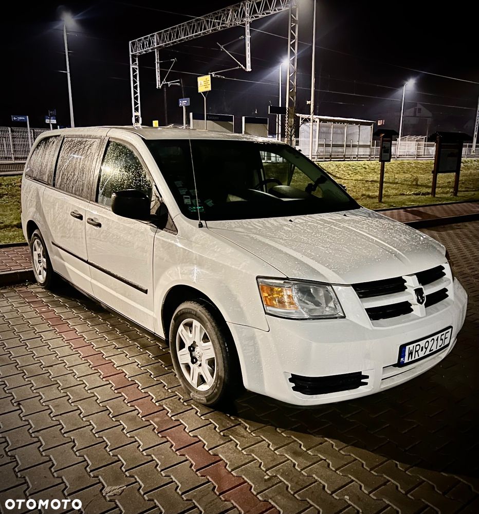Dodge Grand Caravan - 13