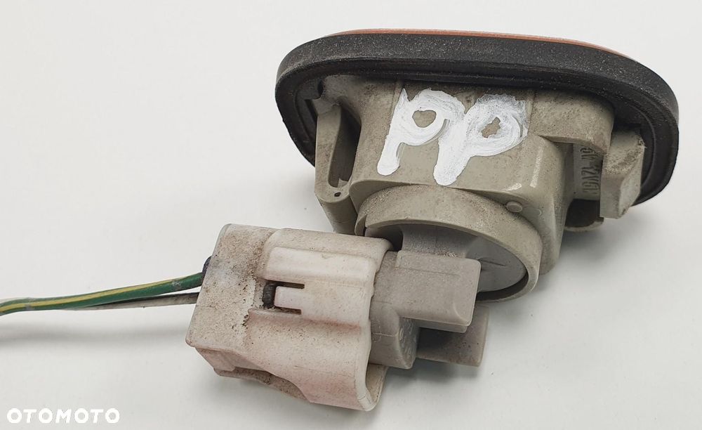 KIERUNKOWSKAZ BŁOTNIKA TOYOTA MR2 III ZZW30 - 2