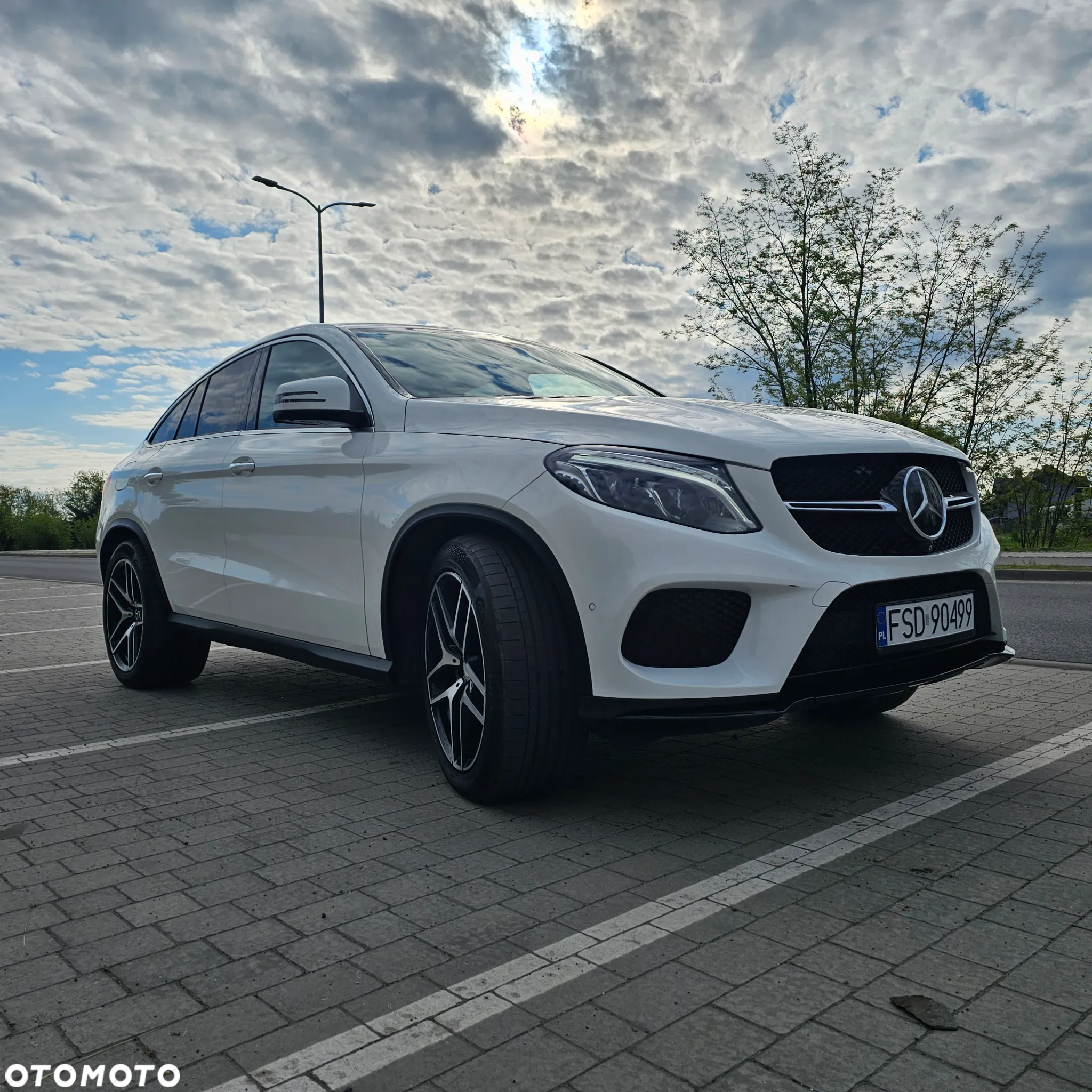 Mercedes-Benz GLE 350 d 4-Matic - 3
