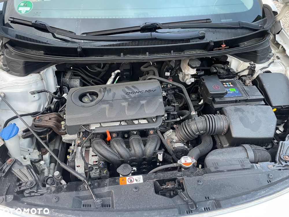 Hyundai i30 - 19