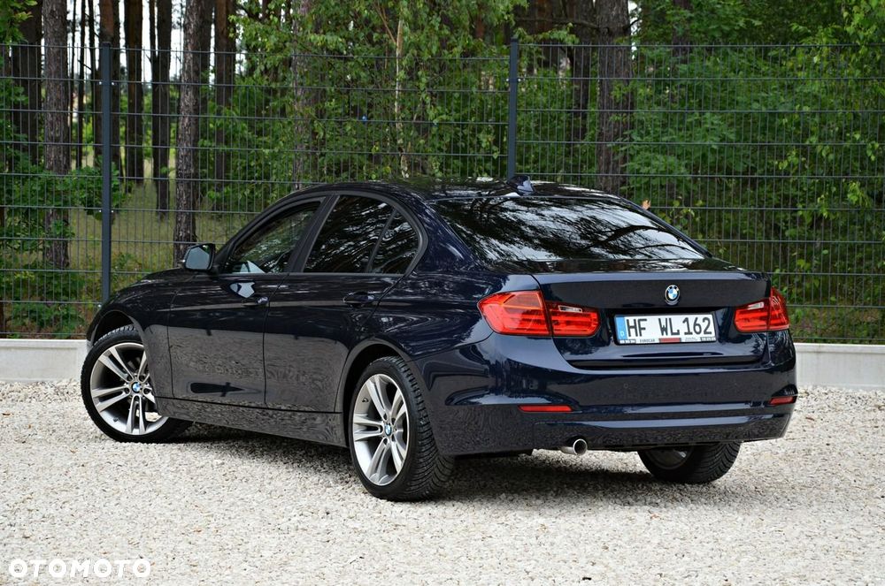 BMW Seria 3 318d Blue Performance Sport Line - 3